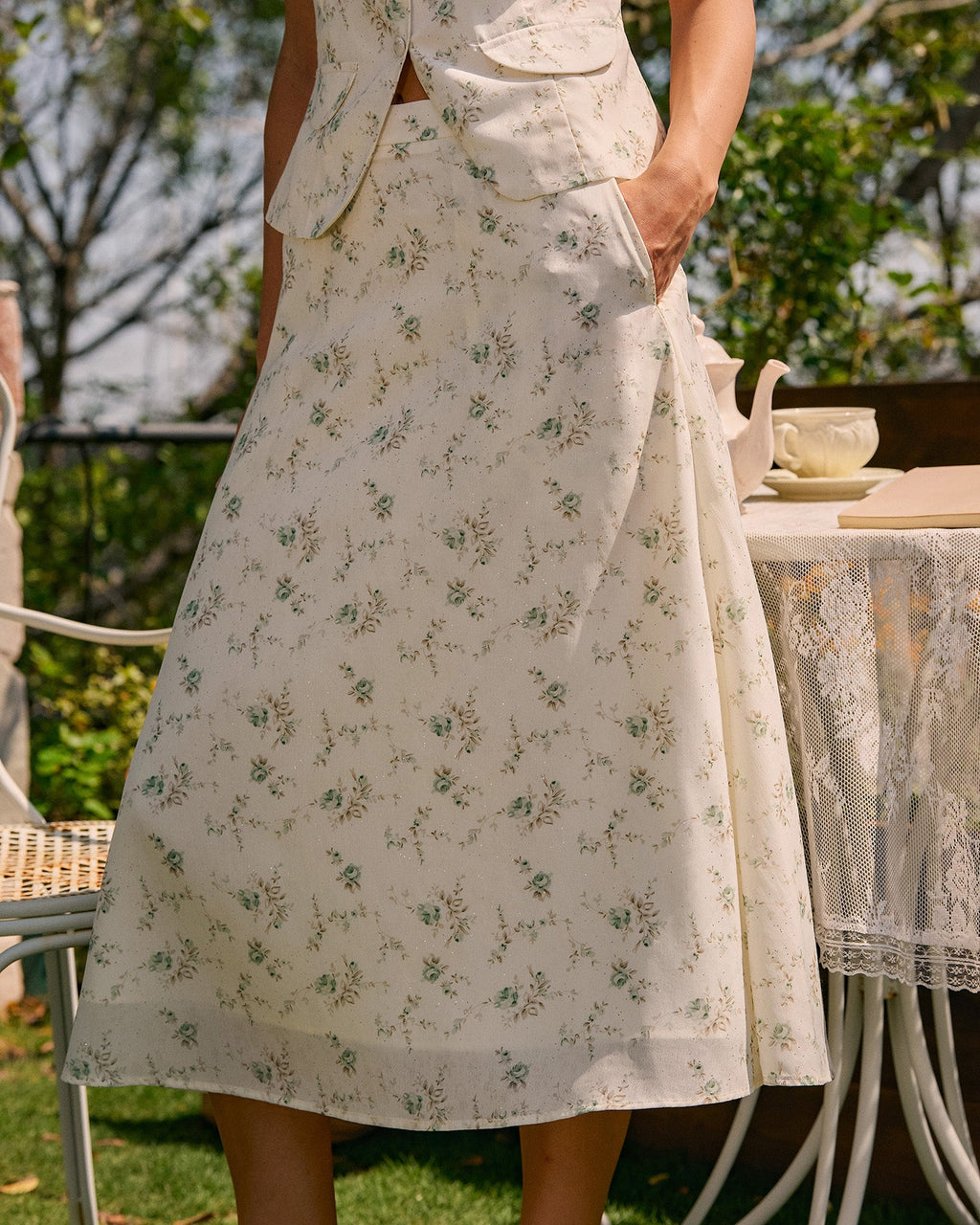 Giselle Women's Midi Skirt | Floral Print, A-Line with Pockets